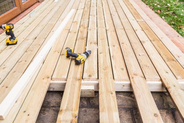 Cost of Damaged Deck Boards Repair in Brentwood