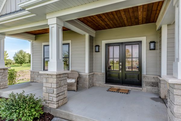 Porch Post Replacement in Brentwood