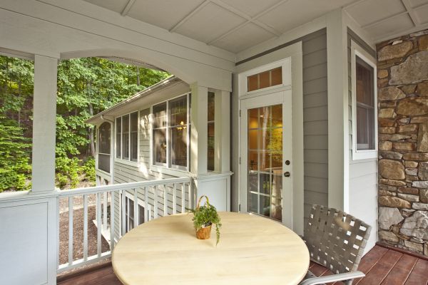 Covered Porch Installation in Brentwood