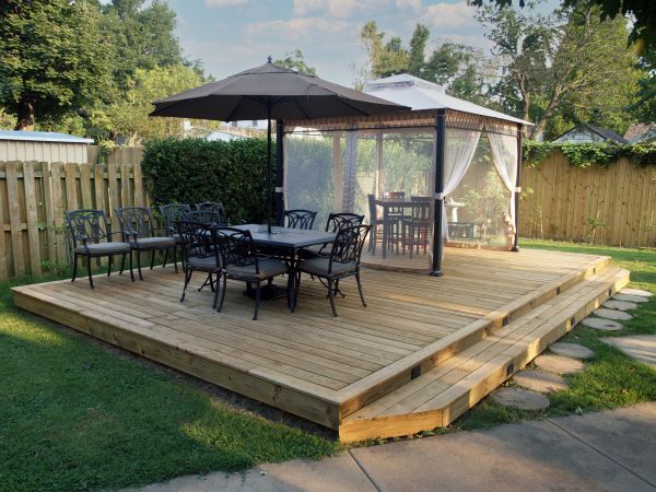 Backyard Deck Installation in Brentwood