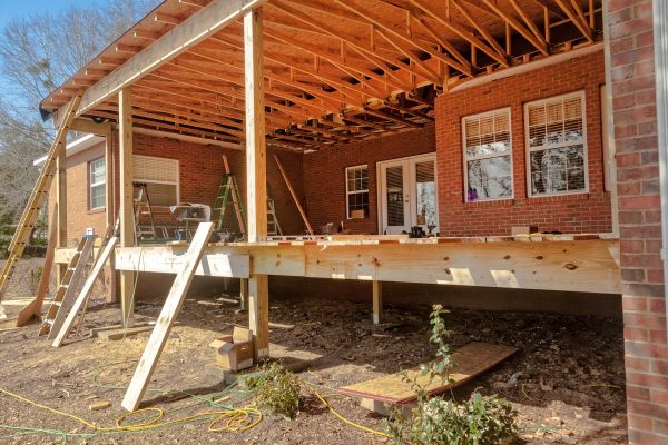 Porch Columns Installation in Brentwood